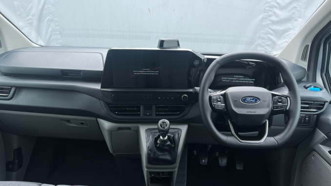 Ford Transit Custom 320 L1 Diesel Fwd 2.0 EcoBlue 136ps H1 Double Cab Van Limited - Image 10